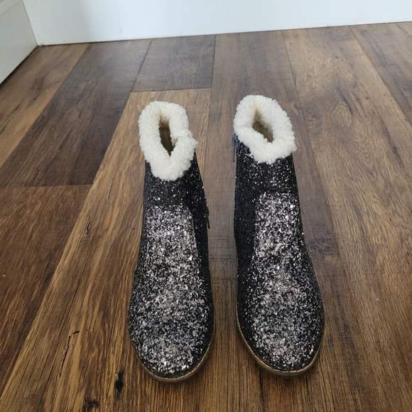 Gap Kids Other - Gap Kids Girls Pewter Grey Glitter Ankle Boots Faux Shearling Fur Trim Size 3